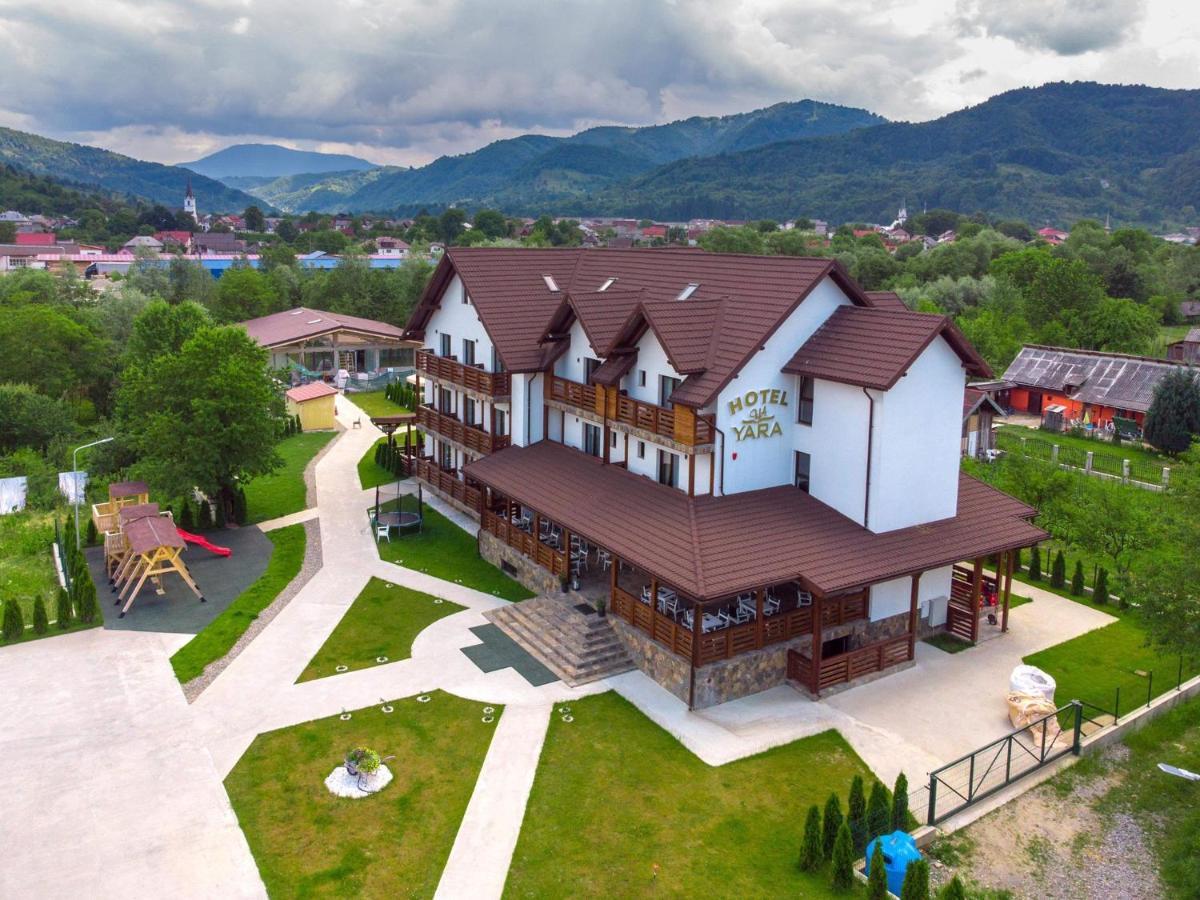 Hotel Yara Vişeu de Sus Buitenkant foto