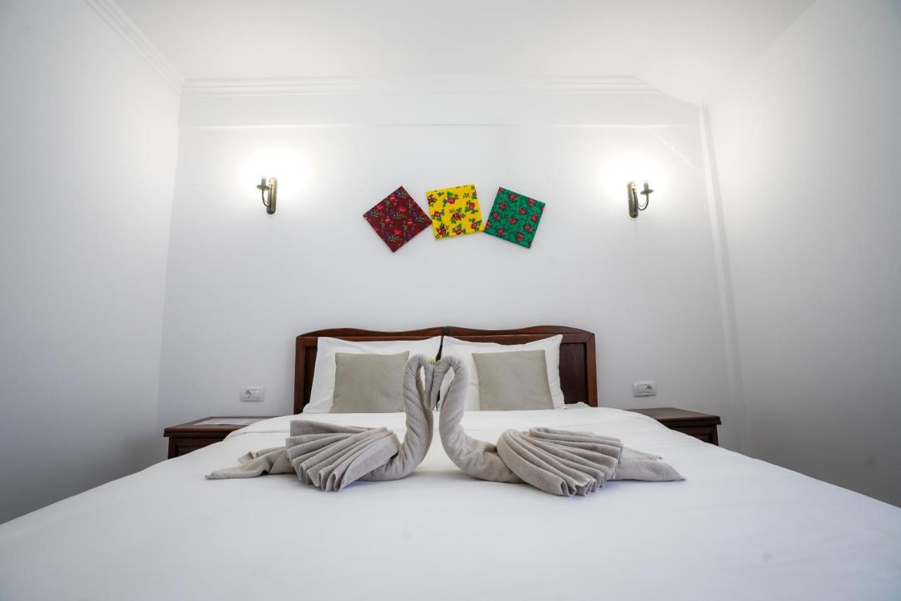 Hotel Yara Vişeu de Sus Buitenkant foto