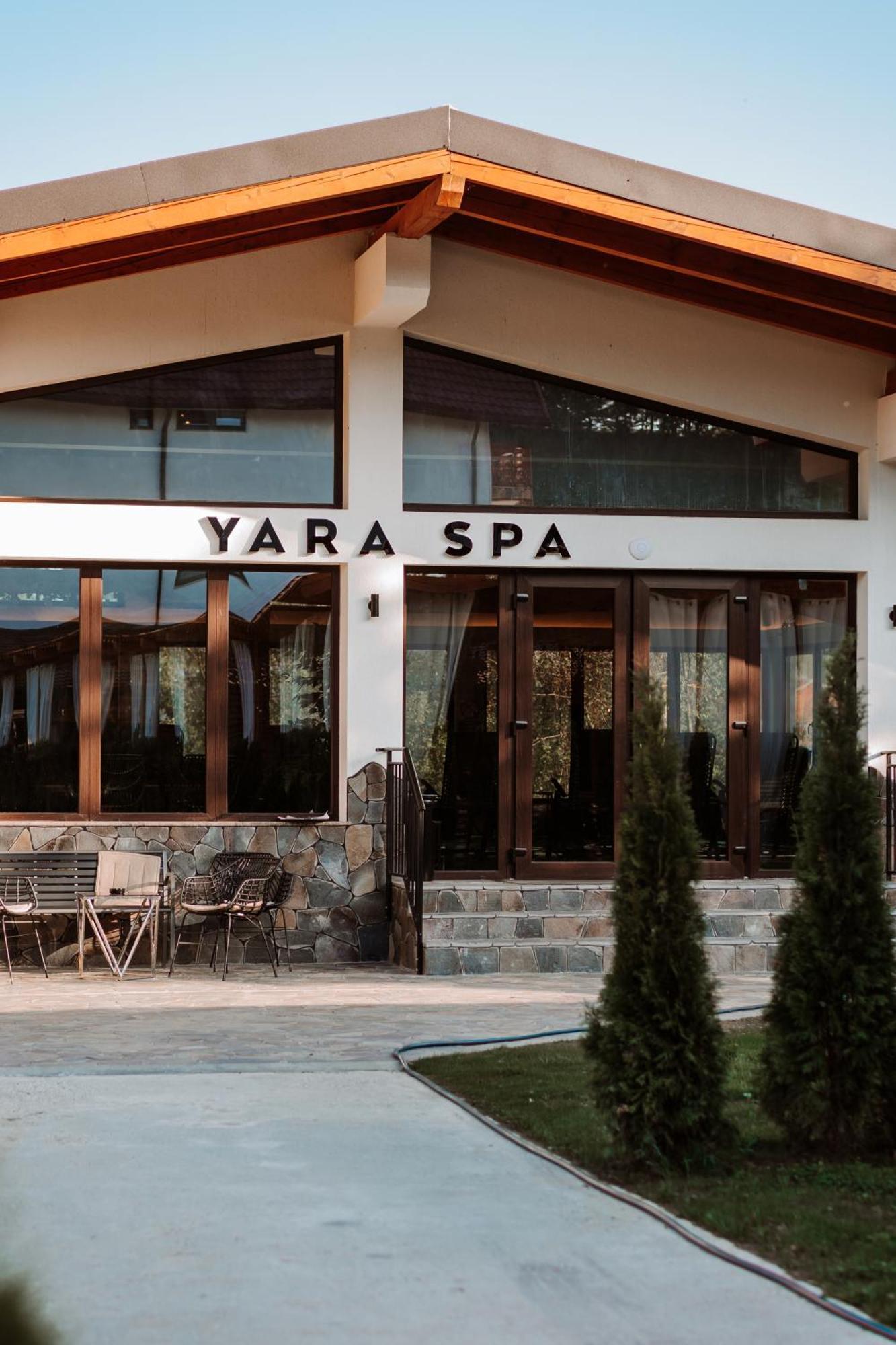 Hotel Yara Vişeu de Sus Buitenkant foto